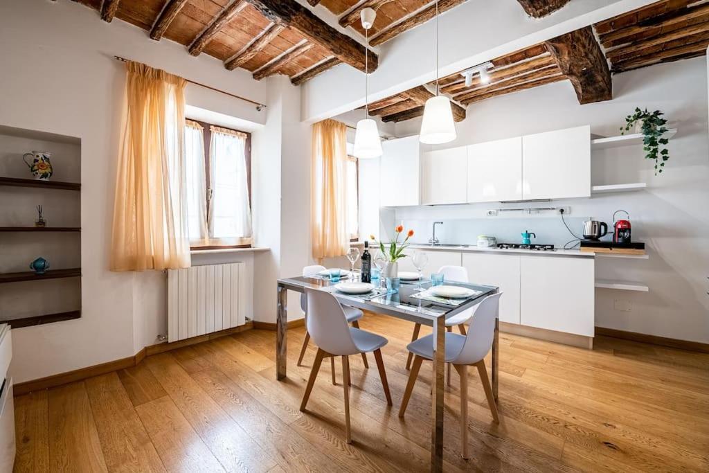 Suite 35 Nel Centro Storico Di Siena In The Historic Center Of 시에나 외부 사진